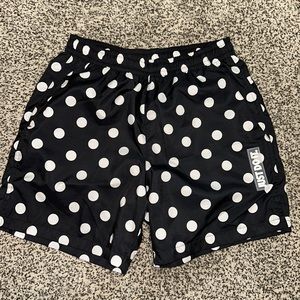 Nike shorts w/ pockets.